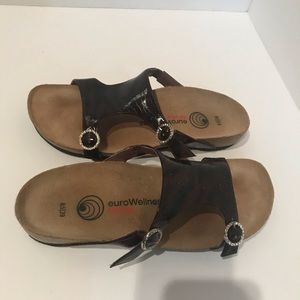Women’s stylish sandals